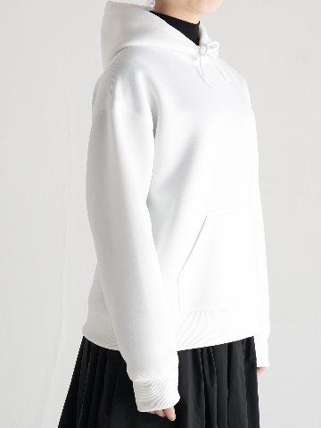Elle white画像