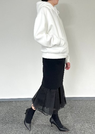 Elle white画像