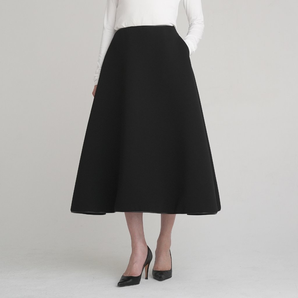 SHE Tokyo シートーキョー Gieselle Black スカート - ひざ丈スカート