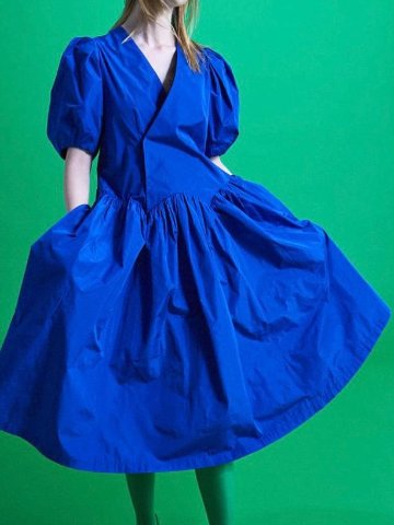 Greta blue画像