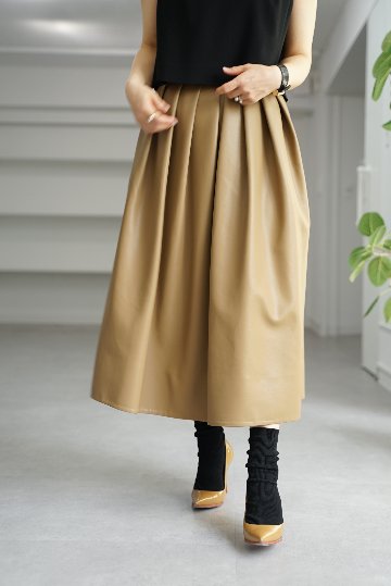 Anna Vegan Leather camelの画像