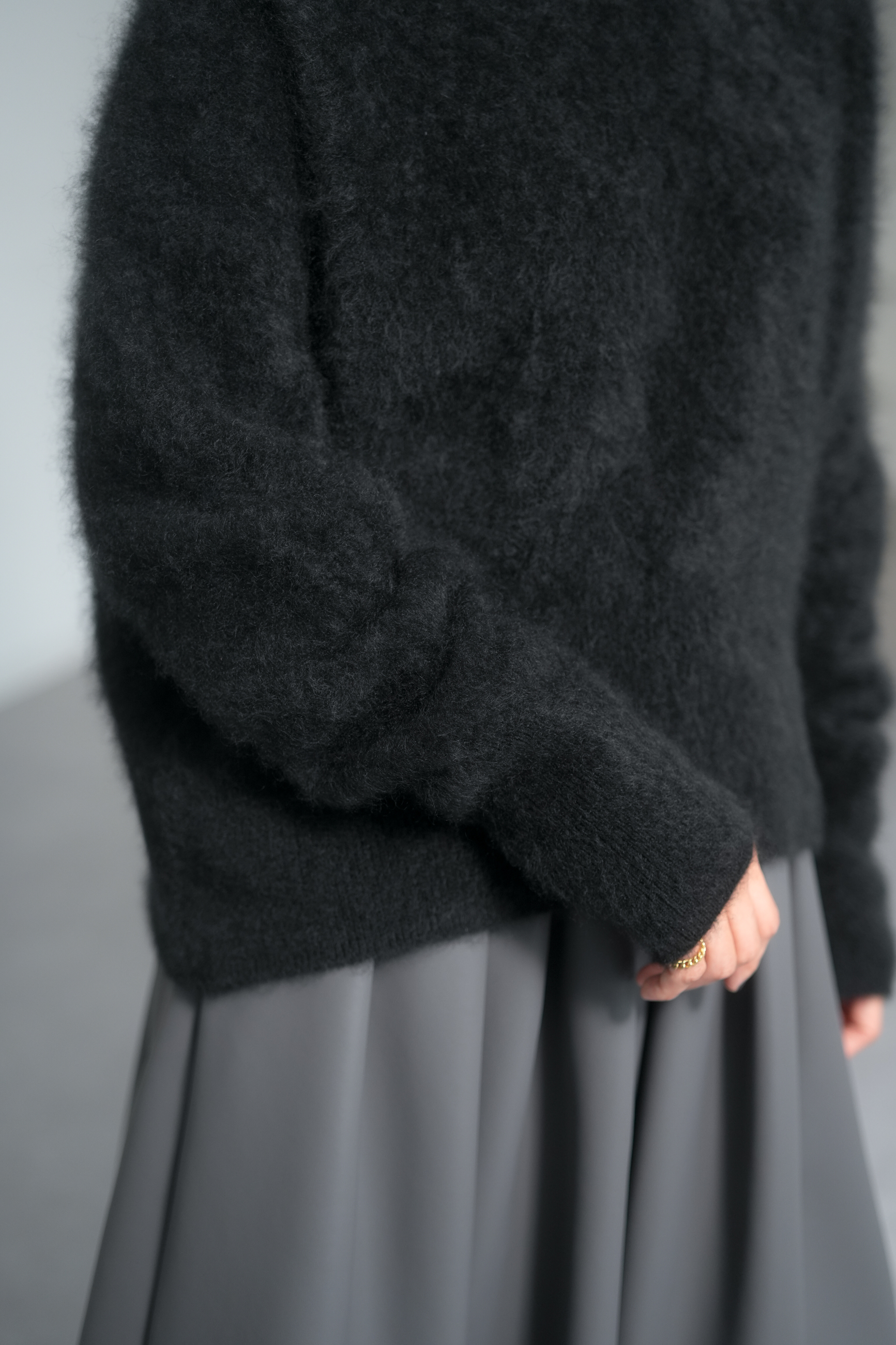 【11月上旬-11月末デリバリー予定】Alma Fur Cashmere  black(全3色)画像