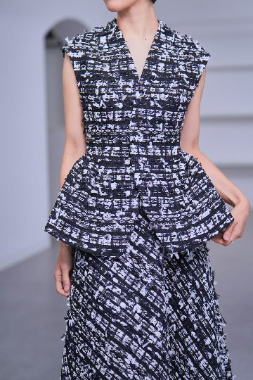 Owen Monotone Tweedの画像