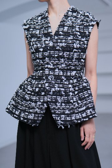 Owen Monotone Tweedの画像
