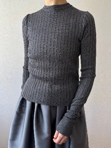 SHE Tokyo ニットMeryl チャコールグレー　0サイズ SHE Tokyo Meryl charcoal 0サイズ