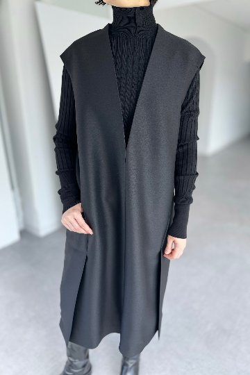 Meryl High Neck blackの画像