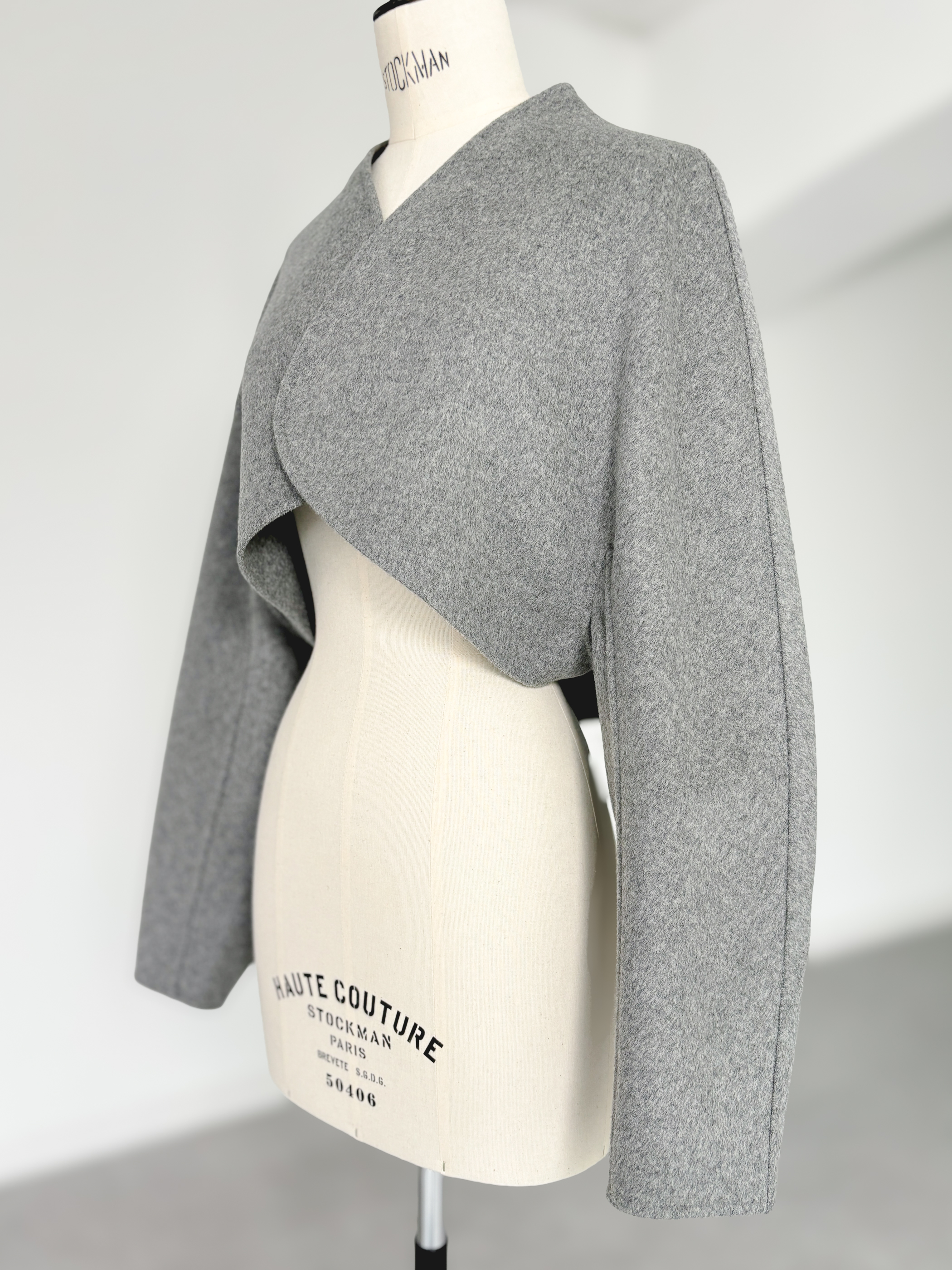 Barbara Wool Cashmere grayの画像