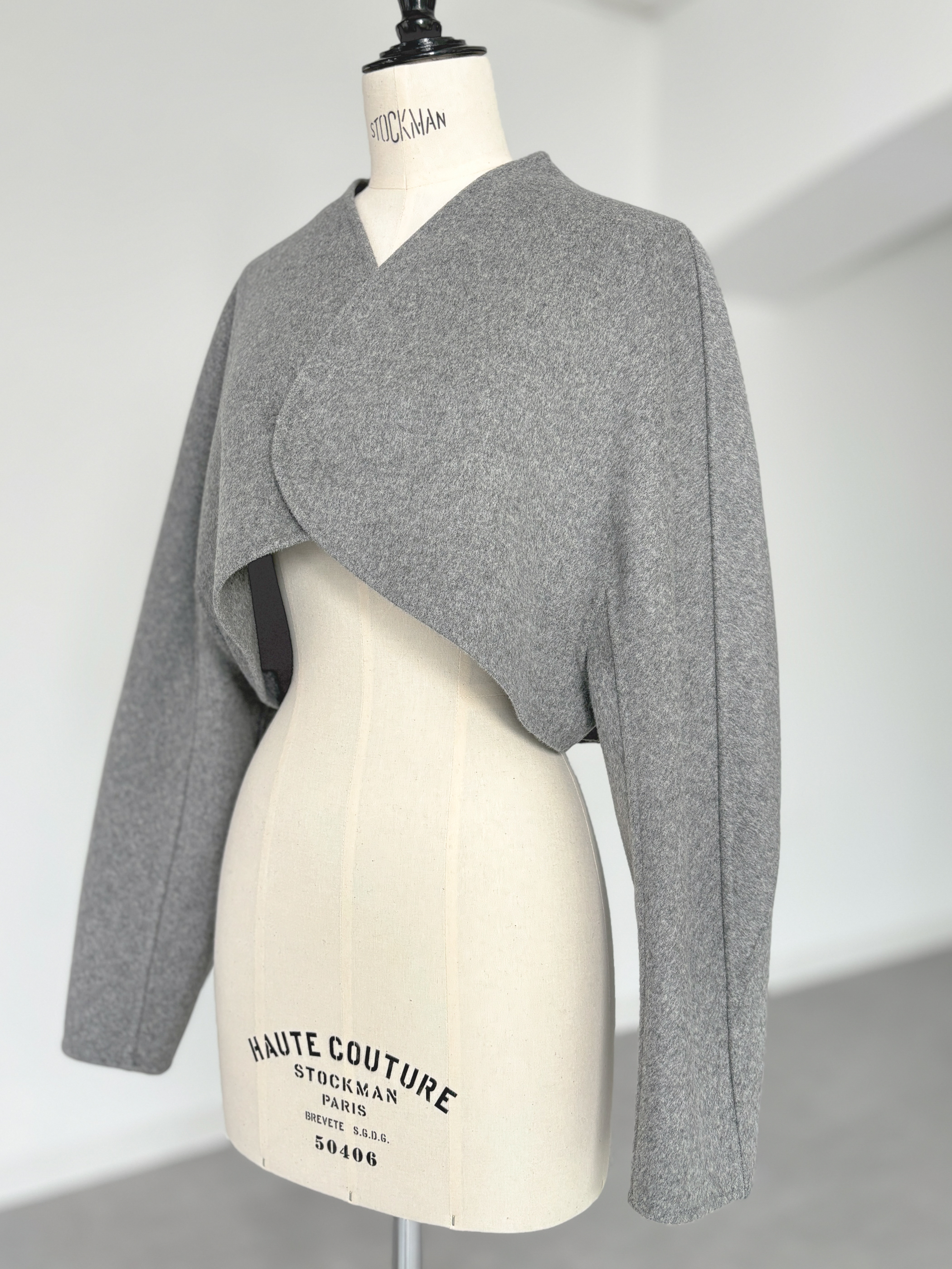 Barbara Wool Cashmere grayの画像