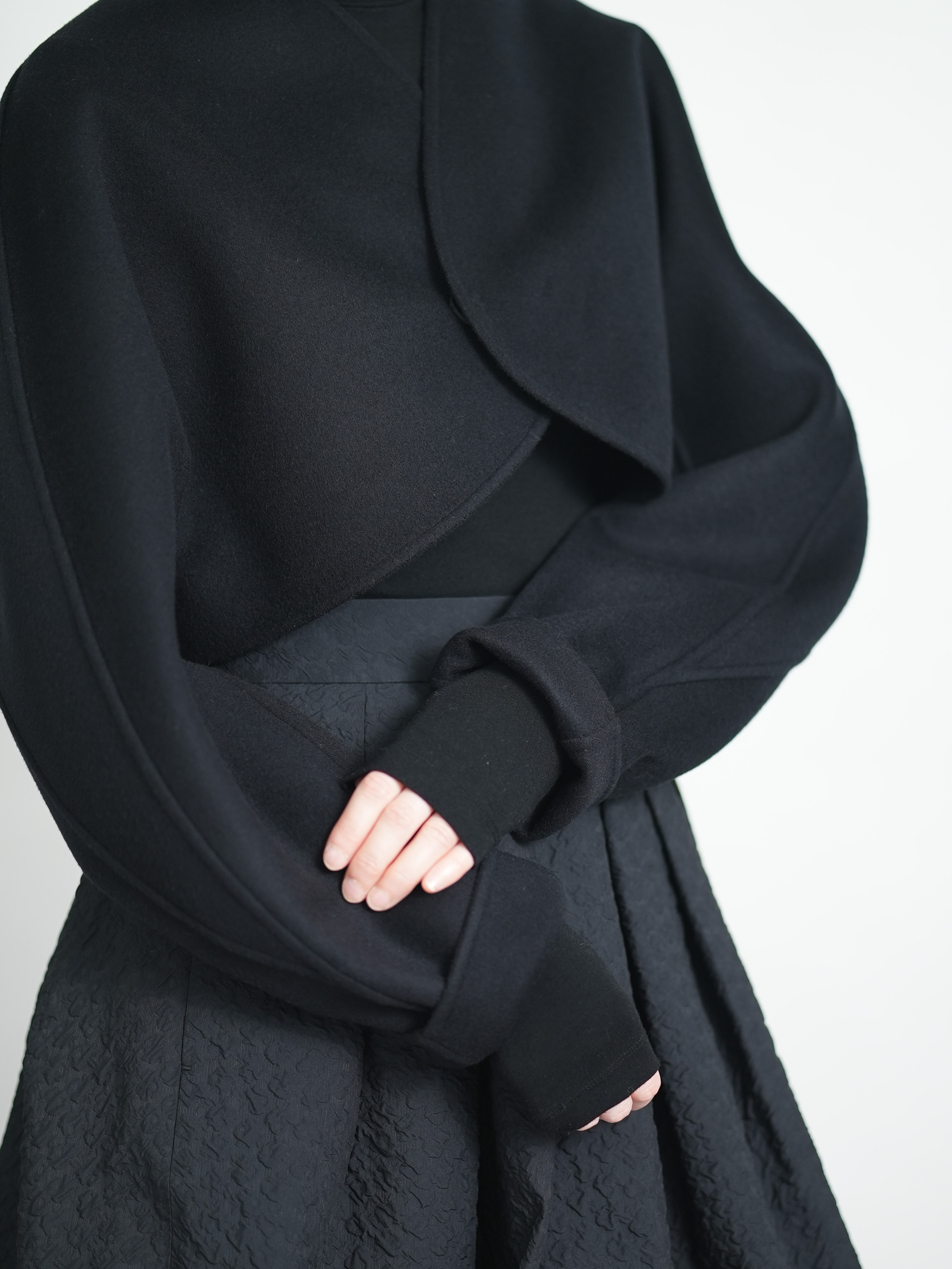 Barbara Wool Cashmere blackの画像