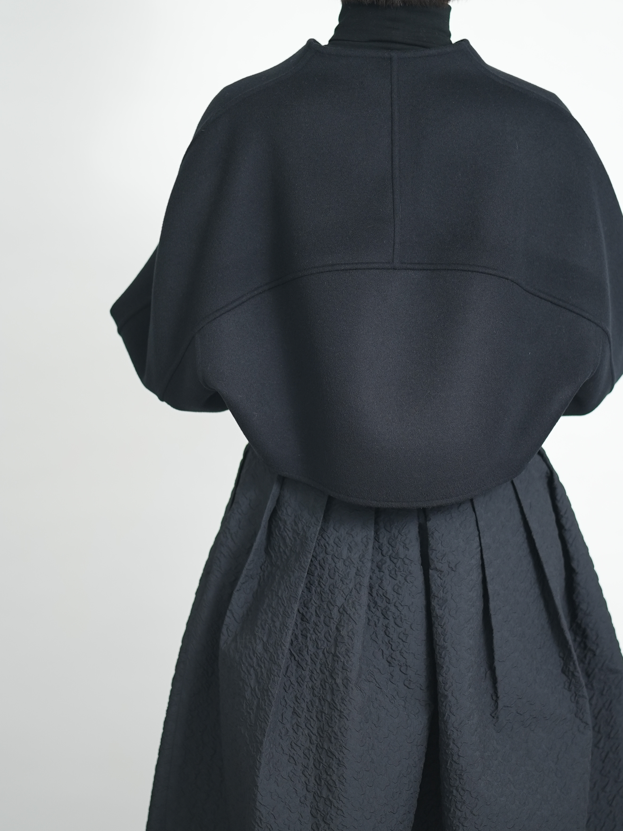 Barbara Wool Cashmere blackの画像