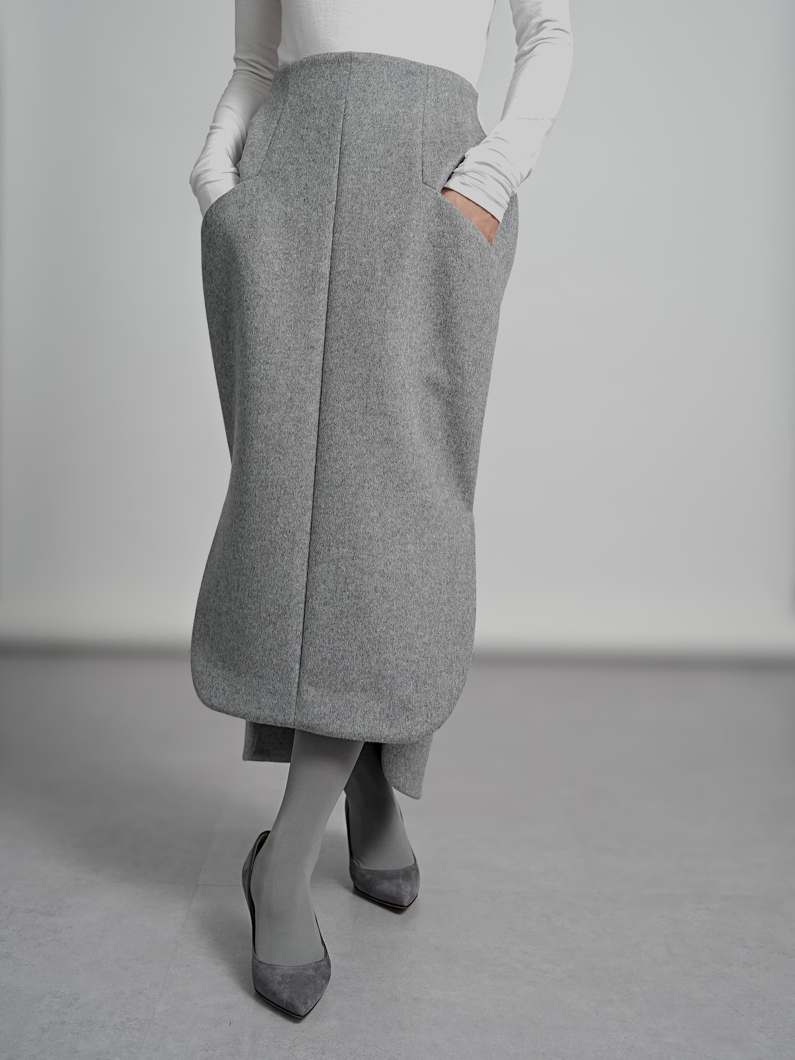 Claudia Wool Cashmere grayの画像