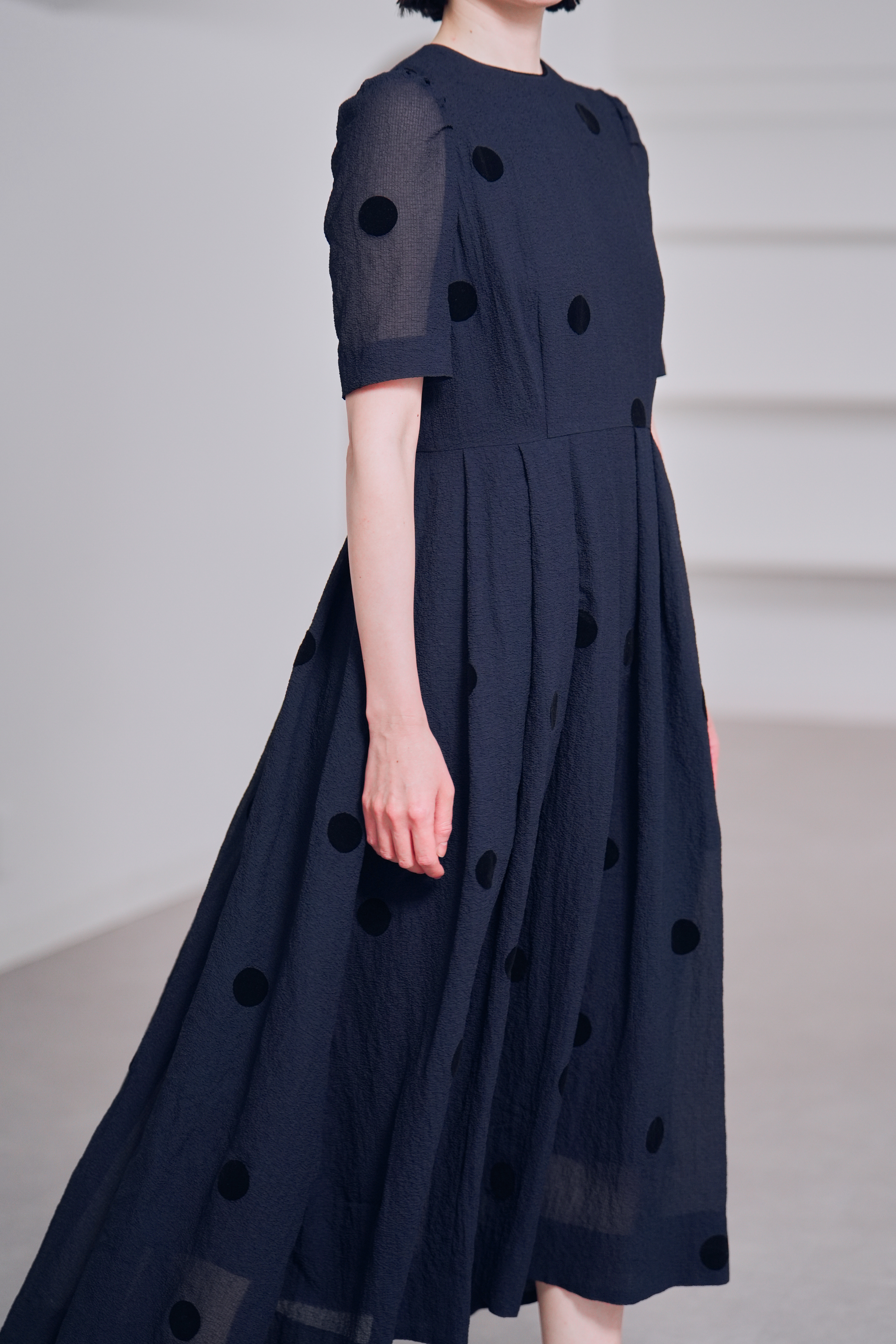Gigi Dot Navyの画像