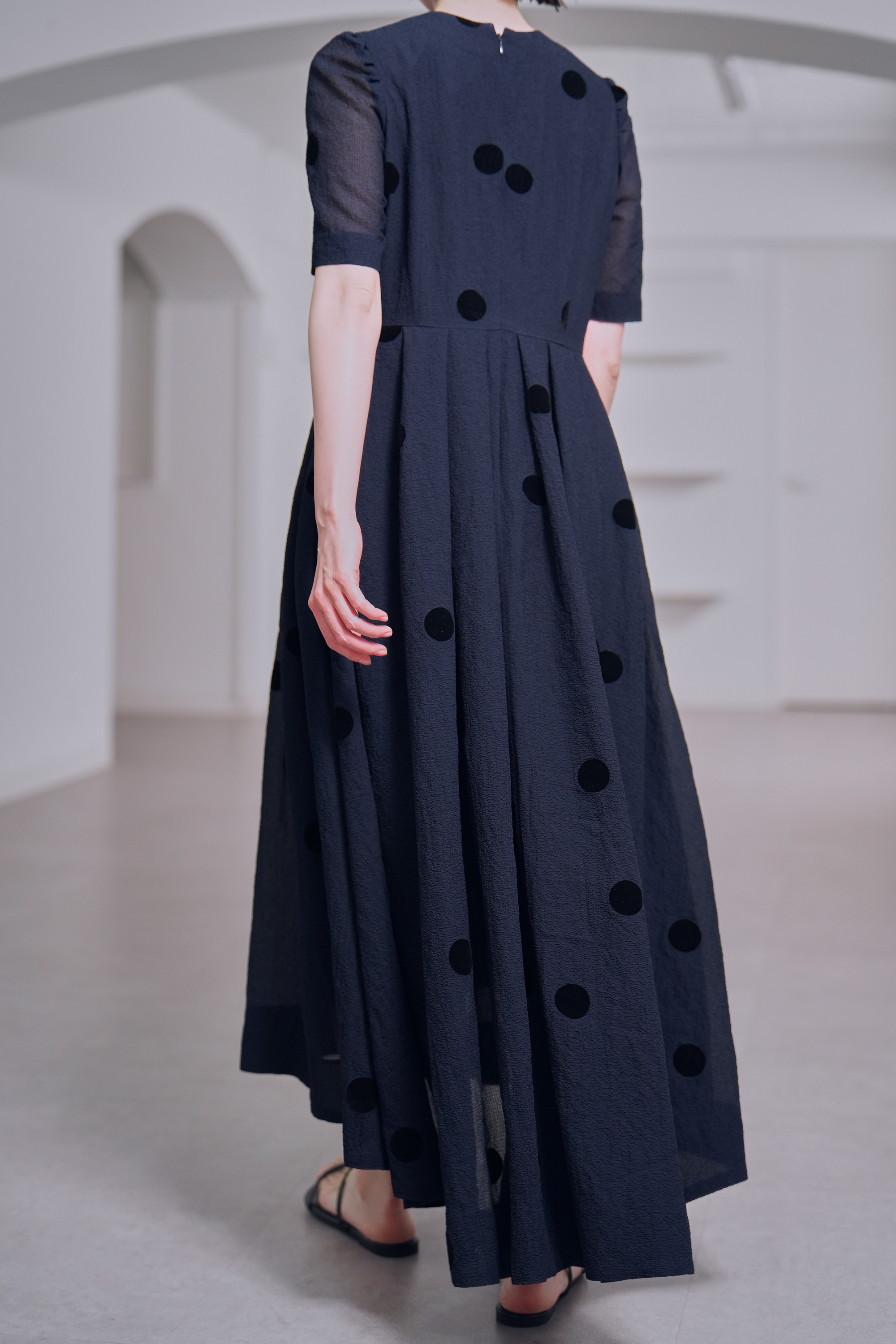 Gigi Dot Navyの画像