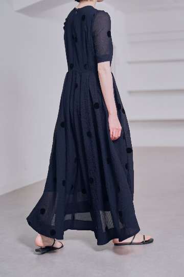 Gigi Dot Navyの画像