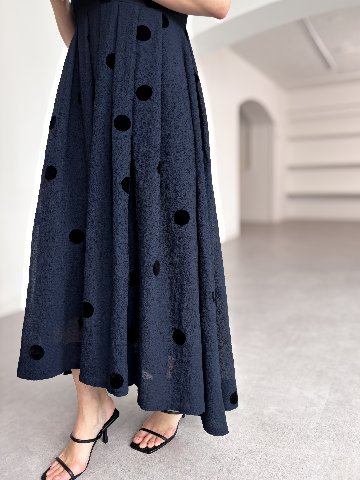 Gigi Dot Navyの画像