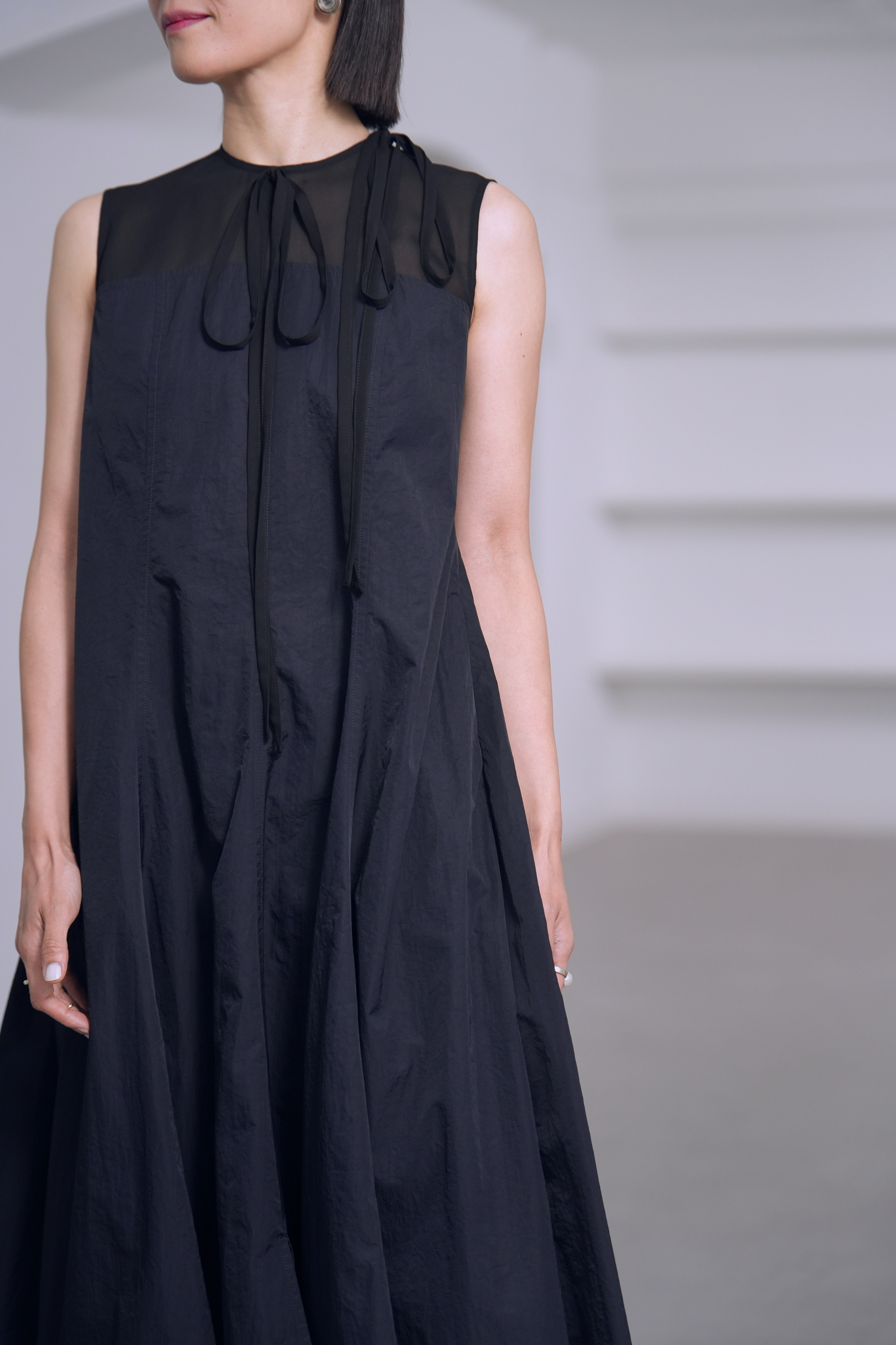 Clara  Black/Navyの画像