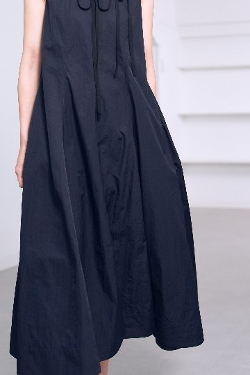 Clara  Black/Navyの画像