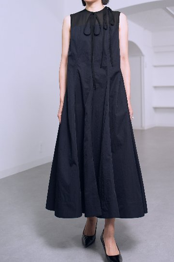 Clara  Black/Navyの画像