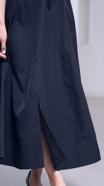 Clara  Black/Navyの画像
