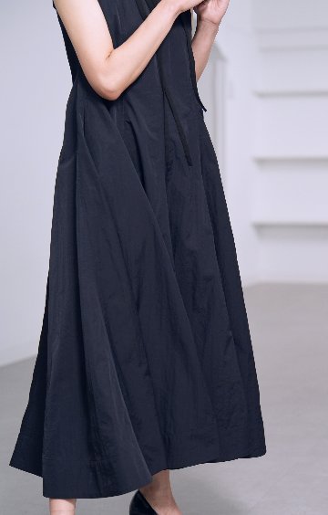 Clara  Black/Navyの画像