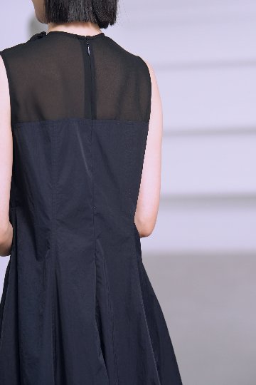 Clara  Black/Navyの画像