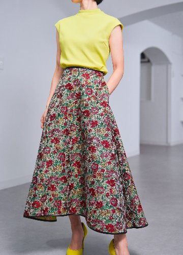 Inez Yellowの画像