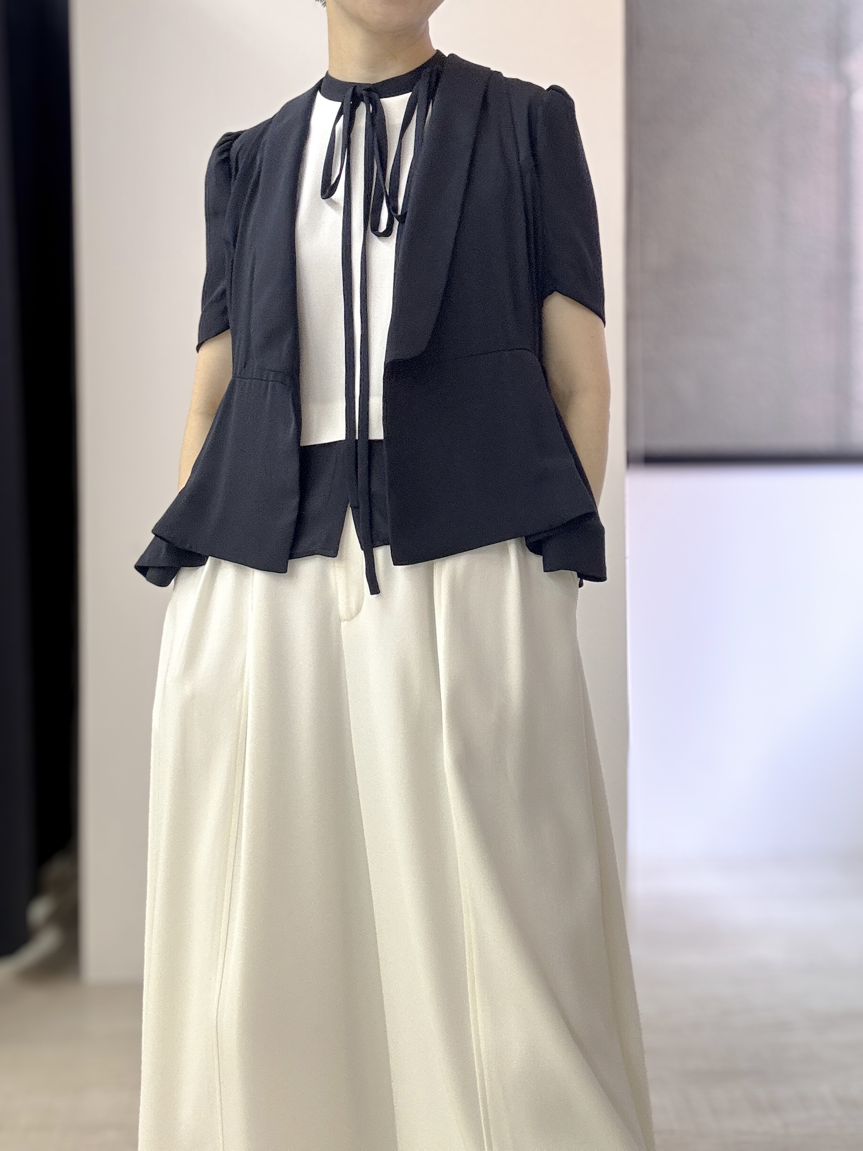 Leah Georgette Navyの画像