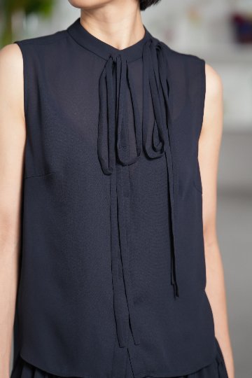 Leah Georgette Navyの画像