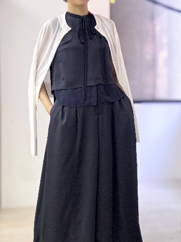 Leah Georgette Navyの画像