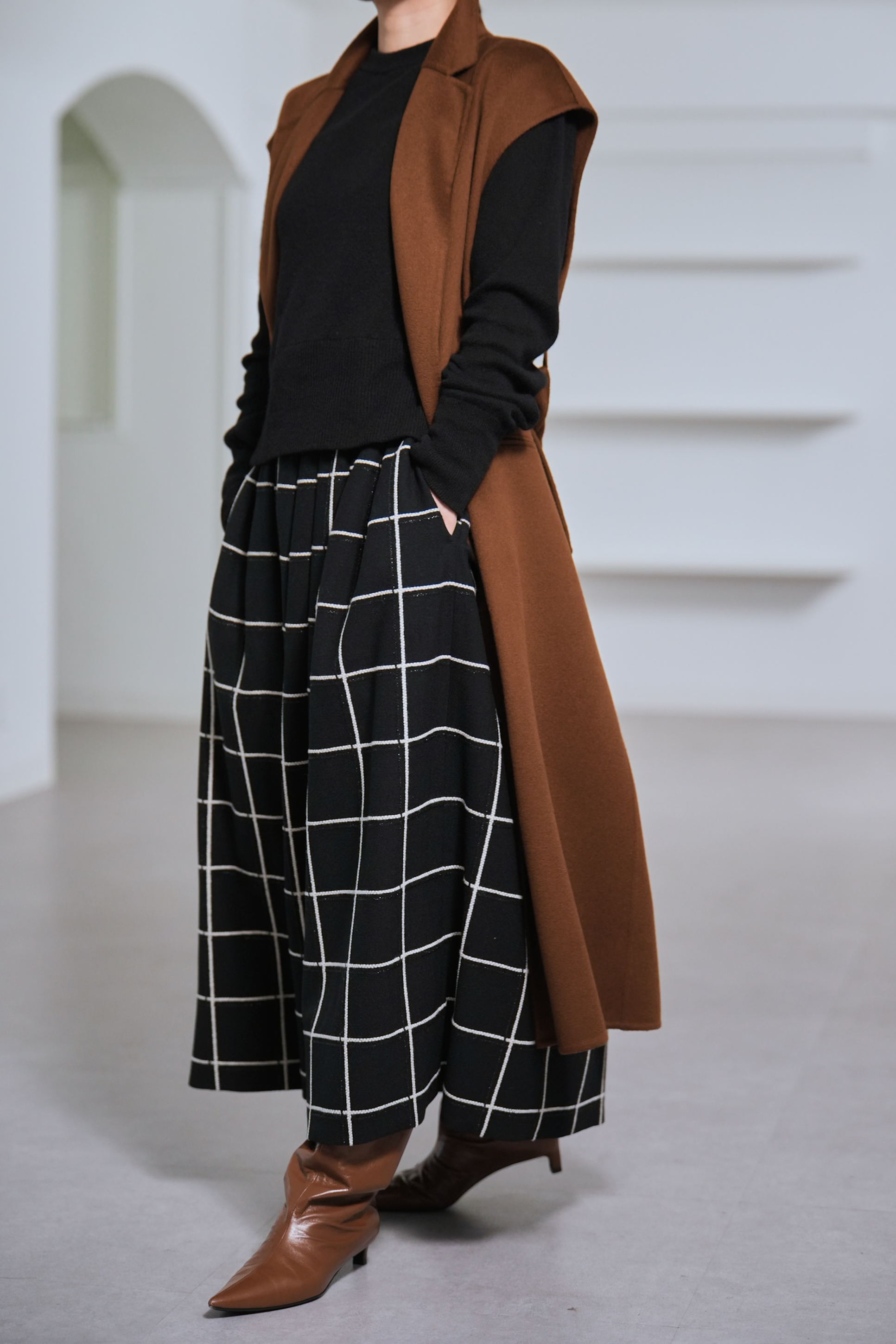 Anna W Windowpaneの画像