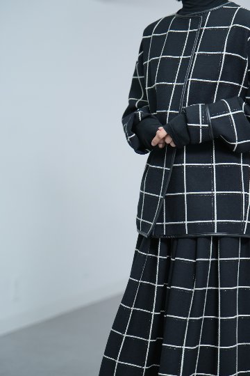 Anna W Windowpaneの画像