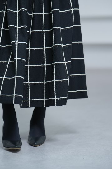 Anna W Windowpaneの画像