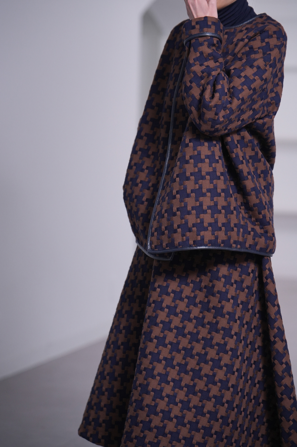 Elliy Houndstoothの画像