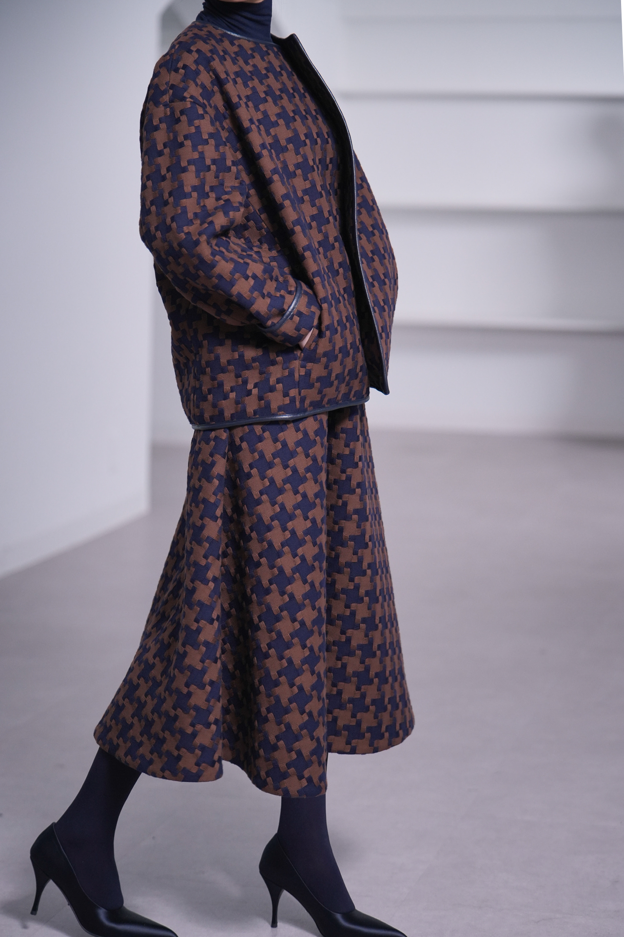 Elliy Houndstoothの画像