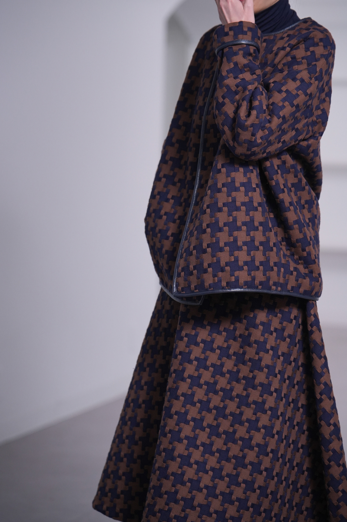 Elliy Houndstoothの画像