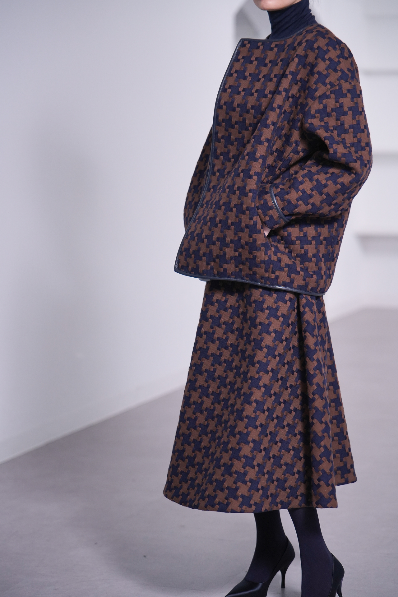 Elliy Houndstoothの画像