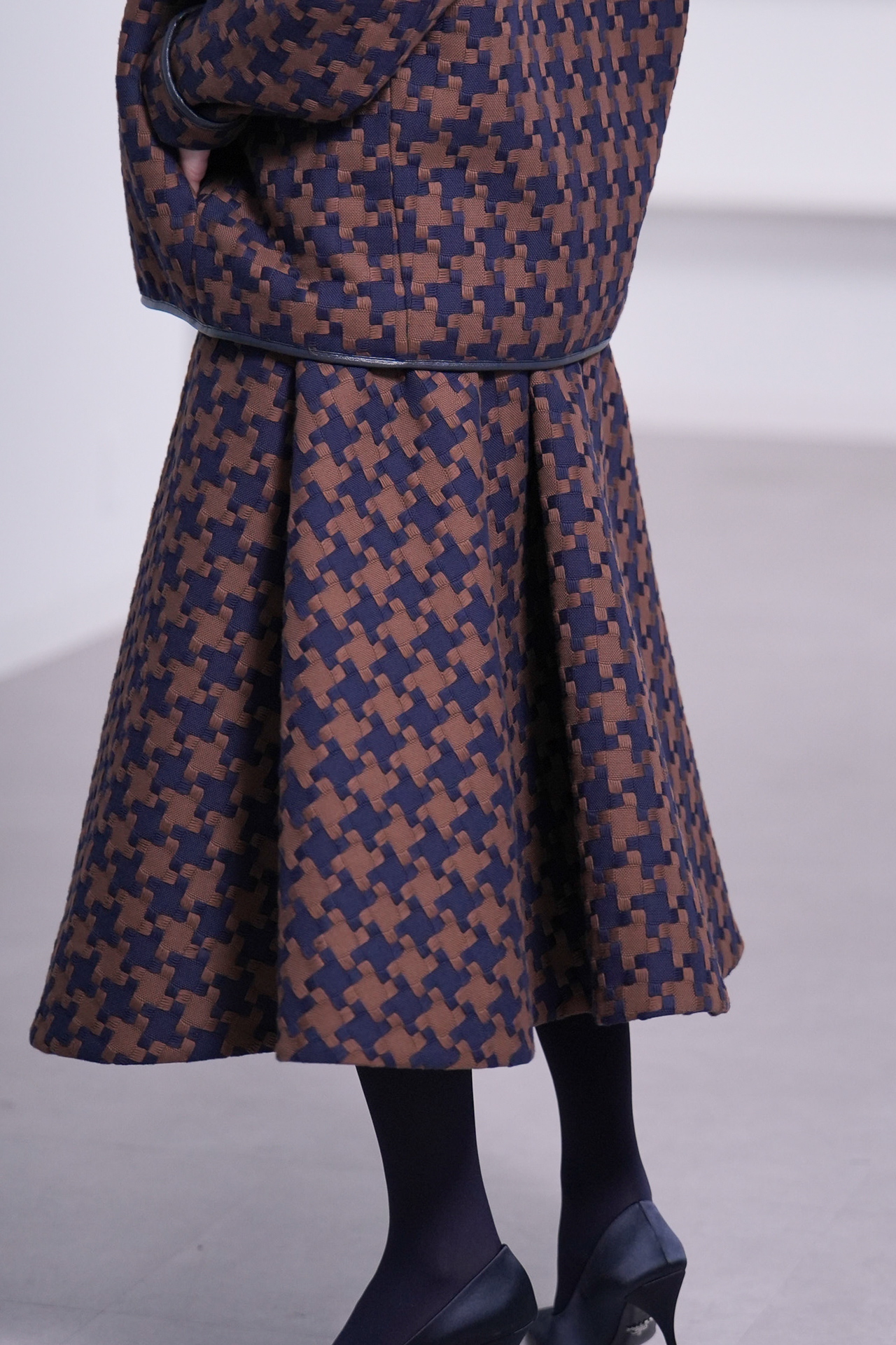 Elliy Houndstoothの画像