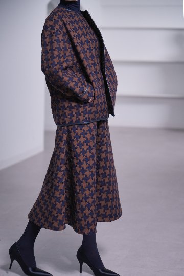 Elliy Houndstoothの画像