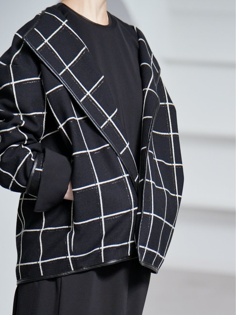 販売中｜SHE Tokyo online shop