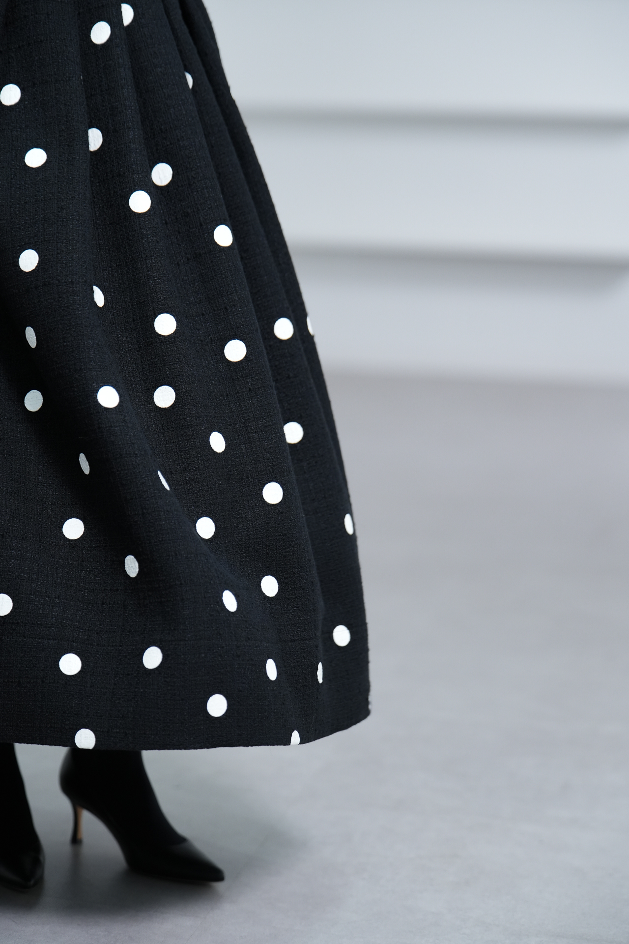 Anna Tweed Dotの画像