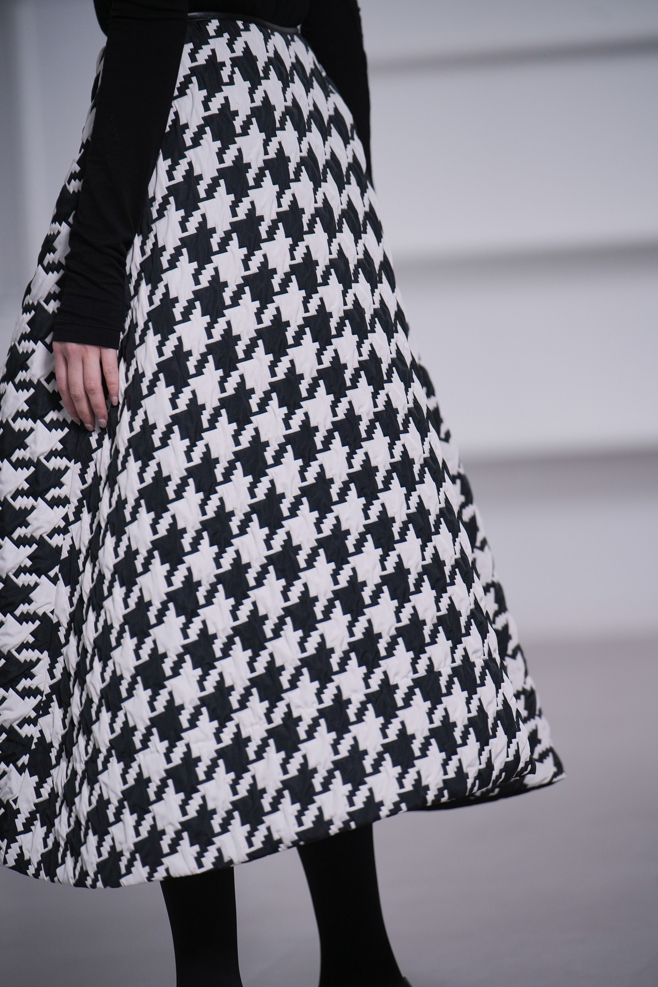 Jenny Houndstoothの画像