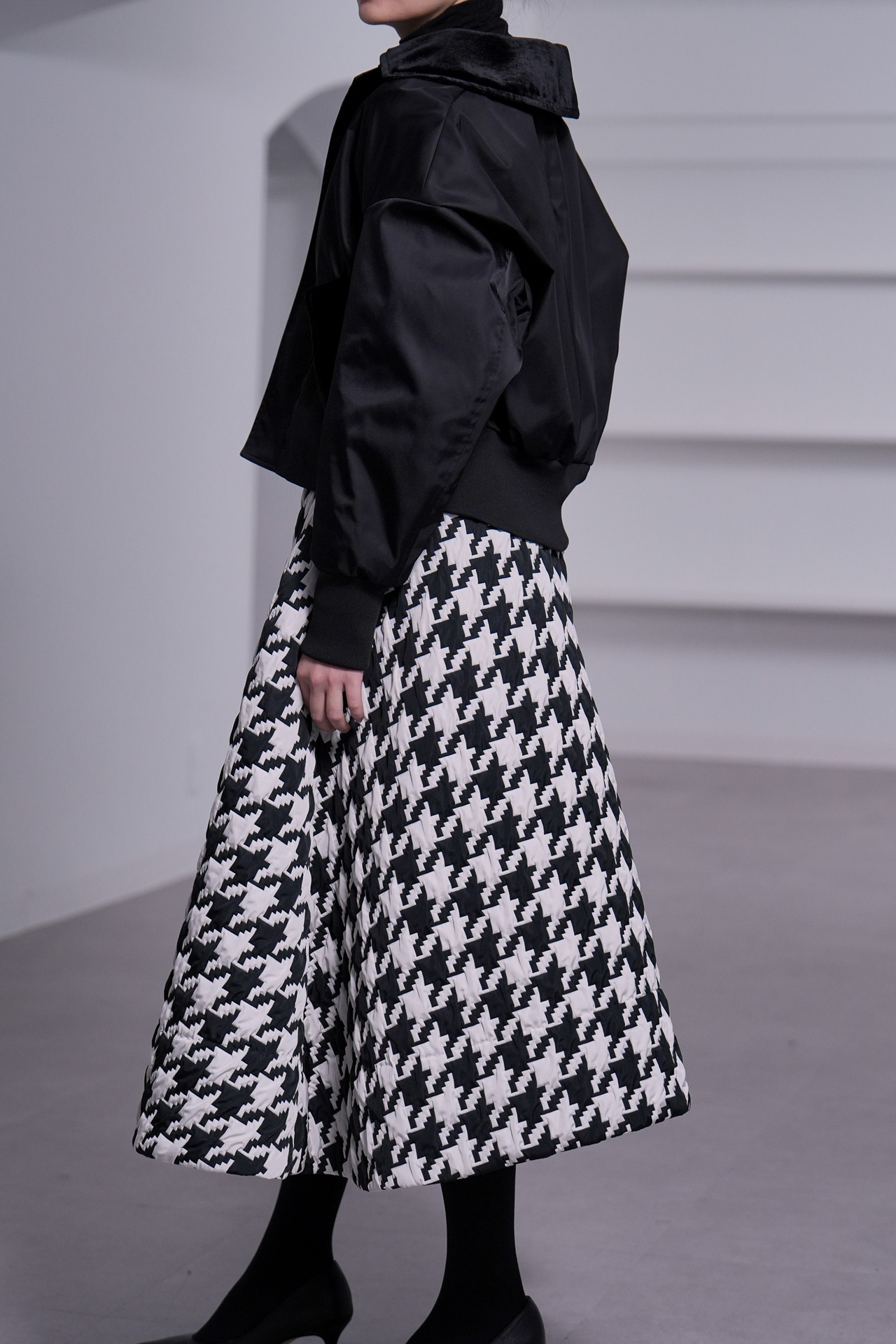 Jenny Houndstoothの画像