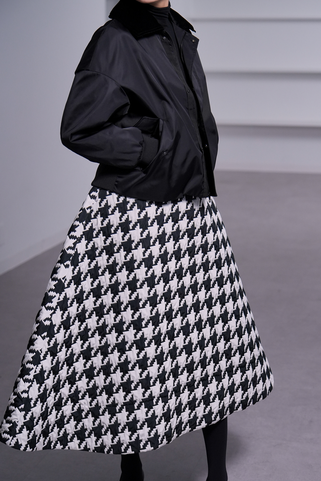 Jenny Houndstoothの画像