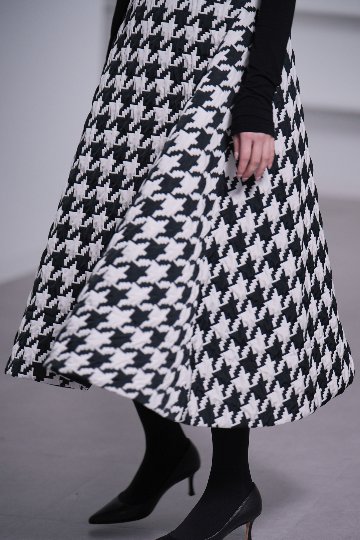 Jenny Houndstoothの画像