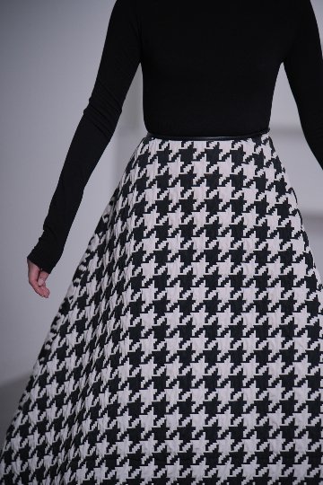 Jenny Houndstoothの画像