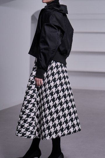 Jenny Houndstoothの画像