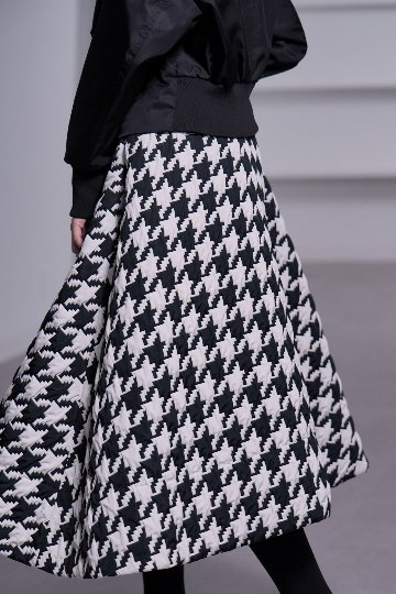 Jenny Houndstoothの画像