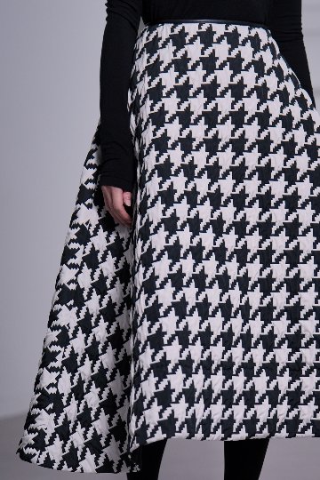 Jenny Houndstoothの画像