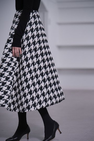 Jenny Houndstoothの画像