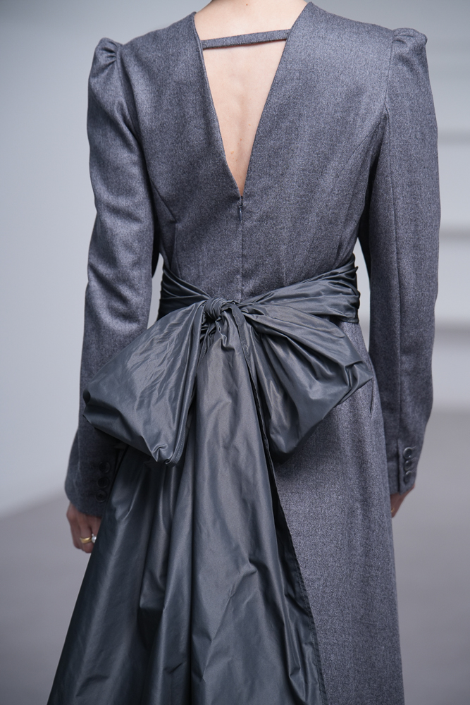 Fiona Charcoalの画像